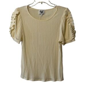 Who Wear What When Where Cream Shirt Puff Sleeve Large Ribbed Textured Coquette